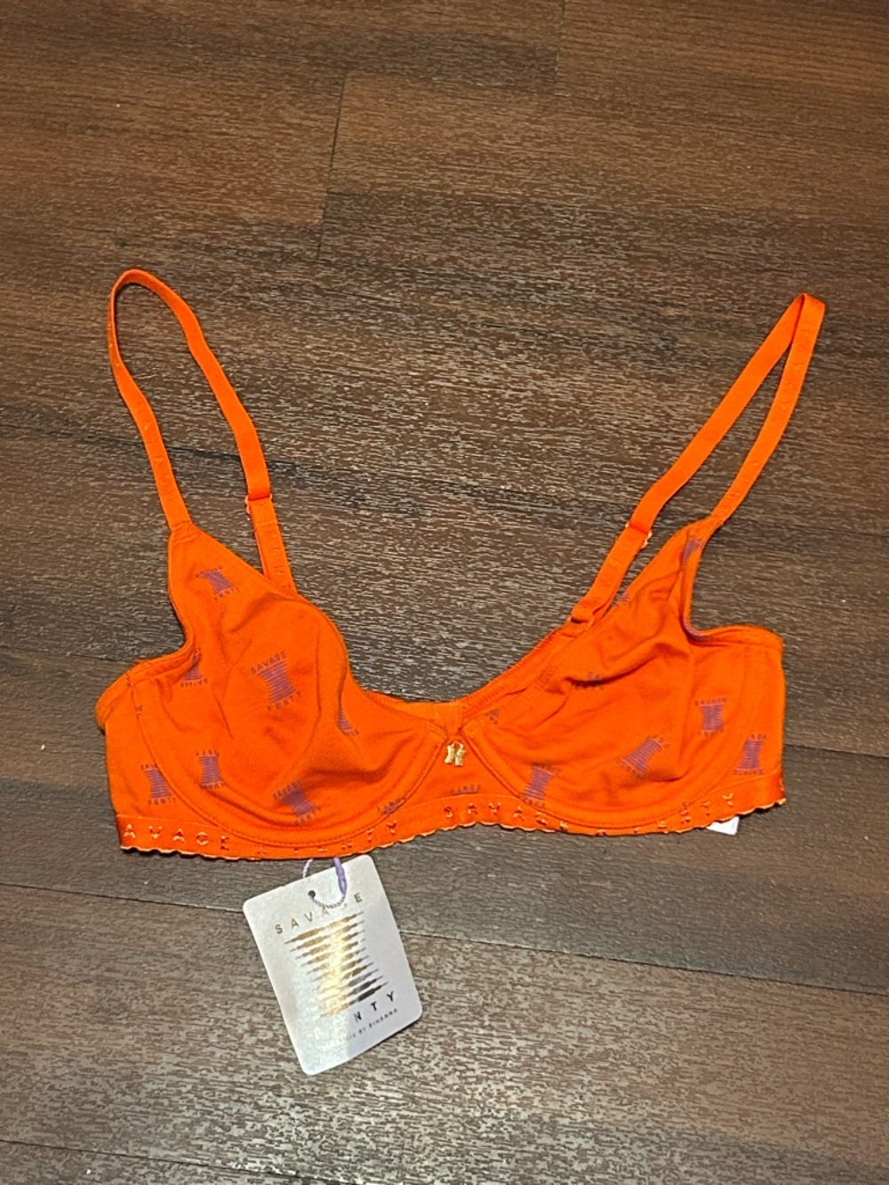 ★ NWT Savage X Fenty Bra 32B- Logo Orange ★